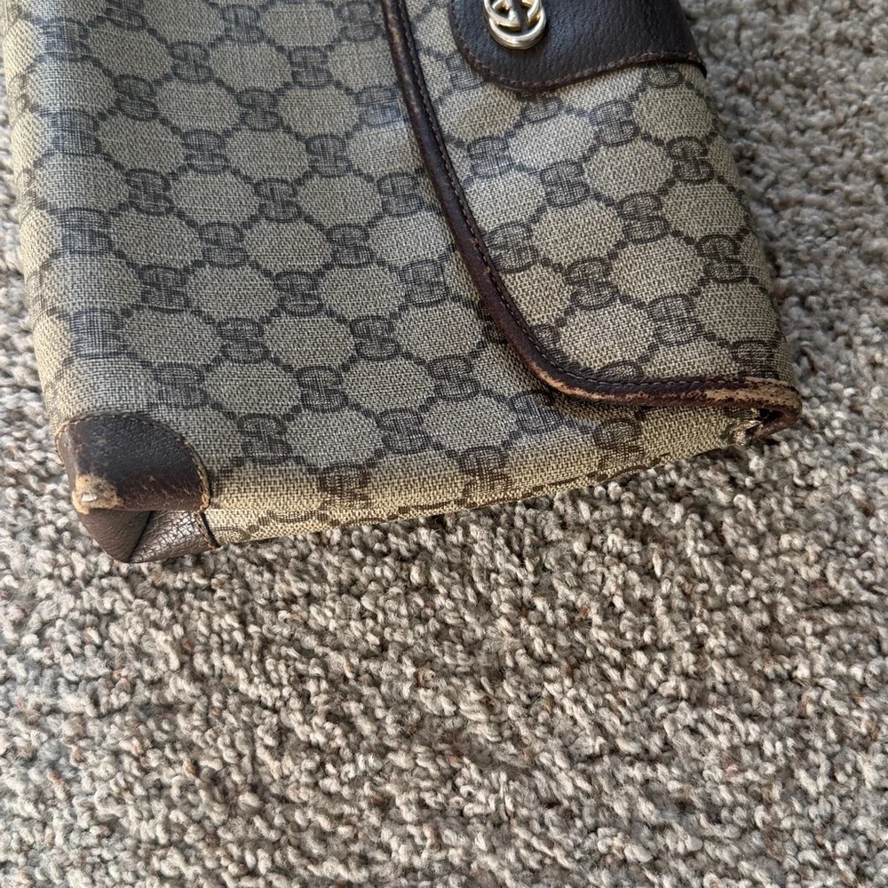 Gucci Beige and Brown Monogram Pouch - Picture 4 of 5